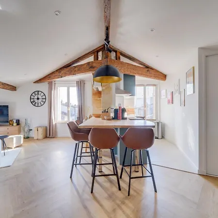 Renovated Apartamento *